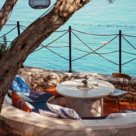 Luxury Marina Bay Vlorë